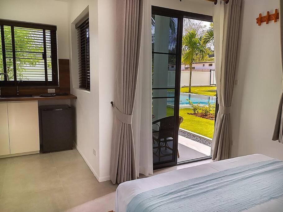 Bungalow Khao Lak Exterior photo
